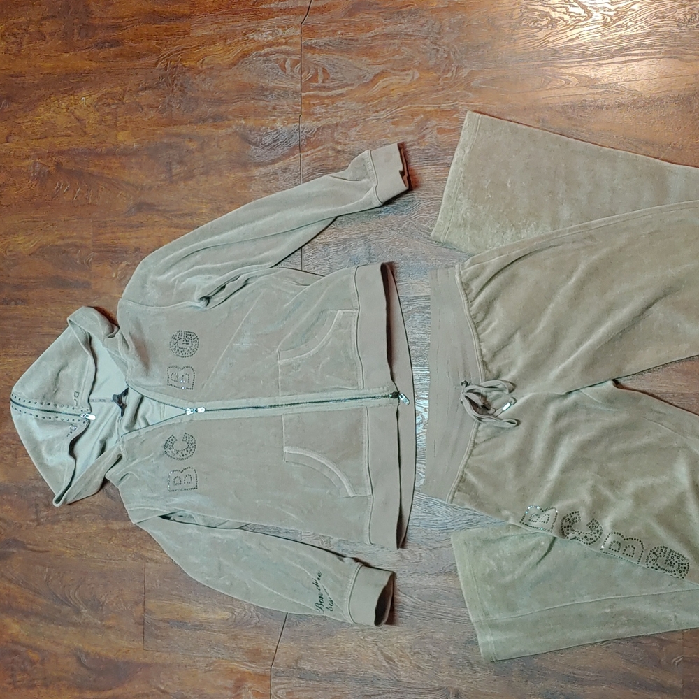 Tan zippered sweater with pants set